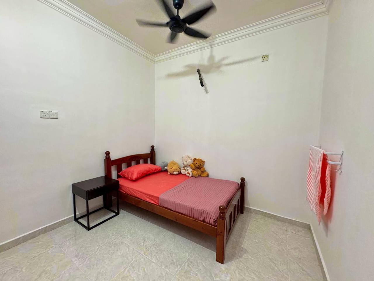 Ibai Golf Home Resort Homestay Kuala Terengganu Zewnętrze zdjęcie